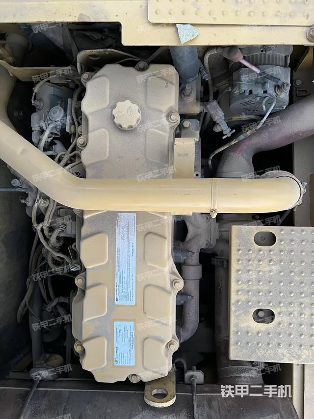 發(fā)動機(jī)整體俯視（整機(jī)外觀）