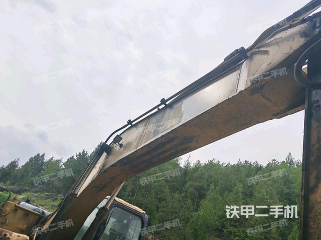 大臂整體?右側(cè)（工作和回轉(zhuǎn)裝置）