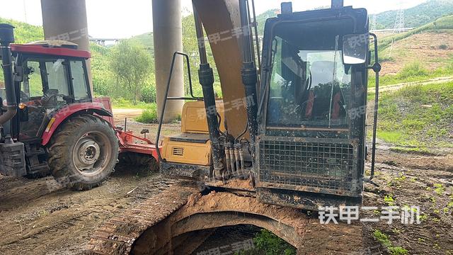 三一重工SY135C-10挖掘机