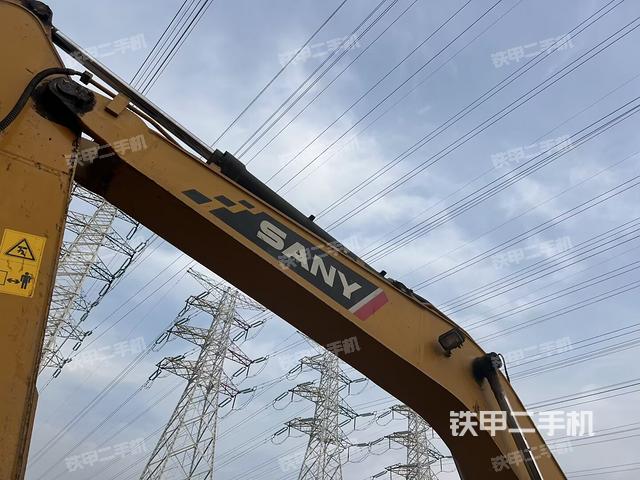 大臂整體?右側(cè)（工作和回轉(zhuǎn)裝置）