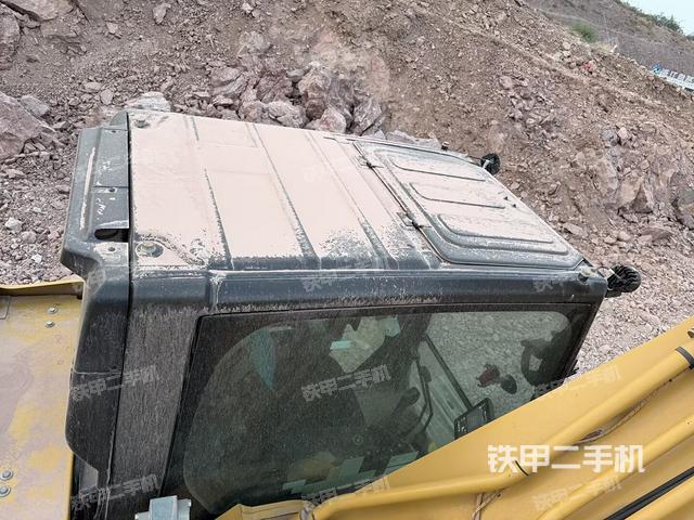 駕駛室頂部俯視（上車部件）