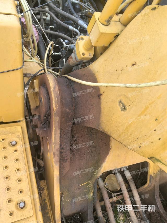 大臂根部?斜視（工作和回轉(zhuǎn)裝置）