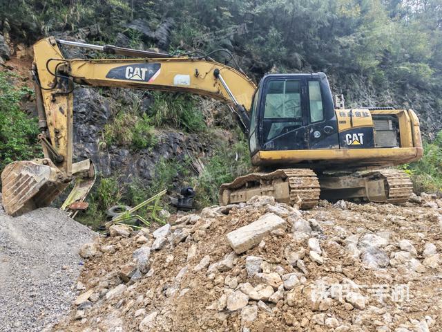 卡特彼勒320D液壓挖掘機(jī)