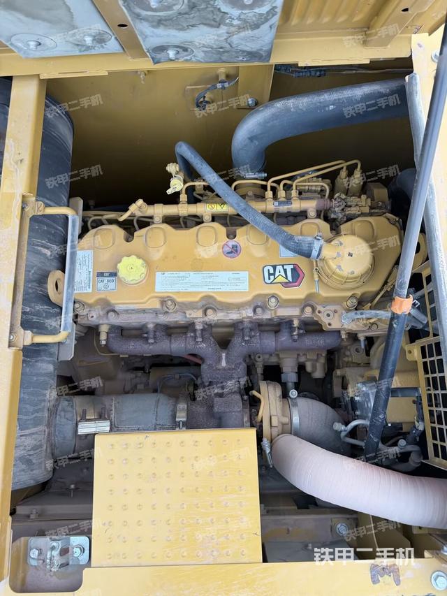 發(fā)動機室（上車部件）