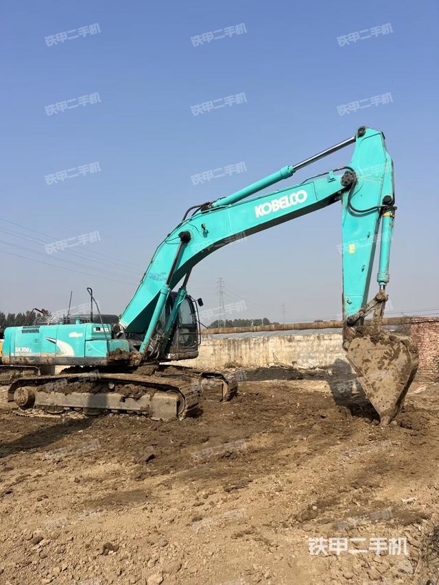 整機右后45°（整機外觀）