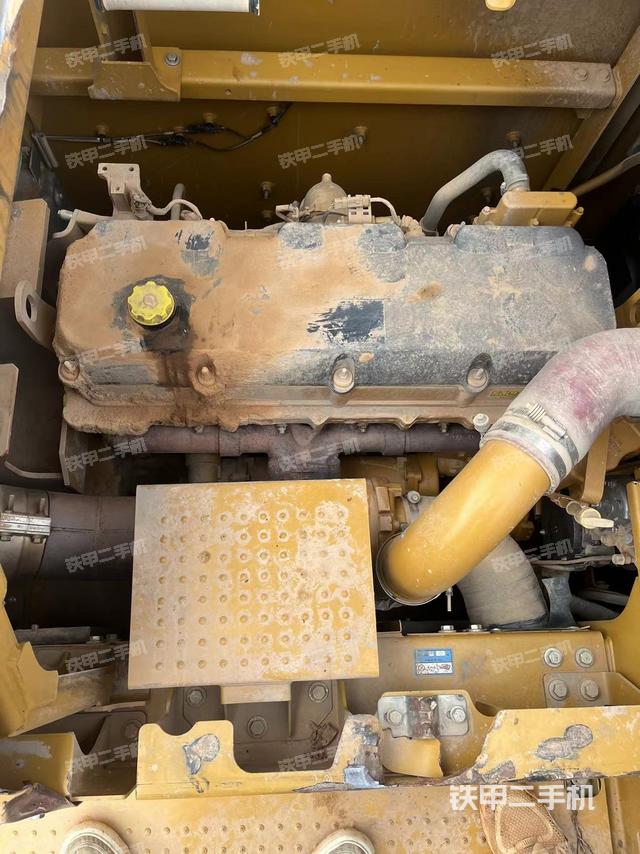 發(fā)動(dòng)機(jī)整體俯視（整機(jī)外觀）