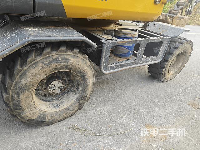 单侧履带整体（整机外观）