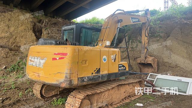 整机右后45°（整机外观）