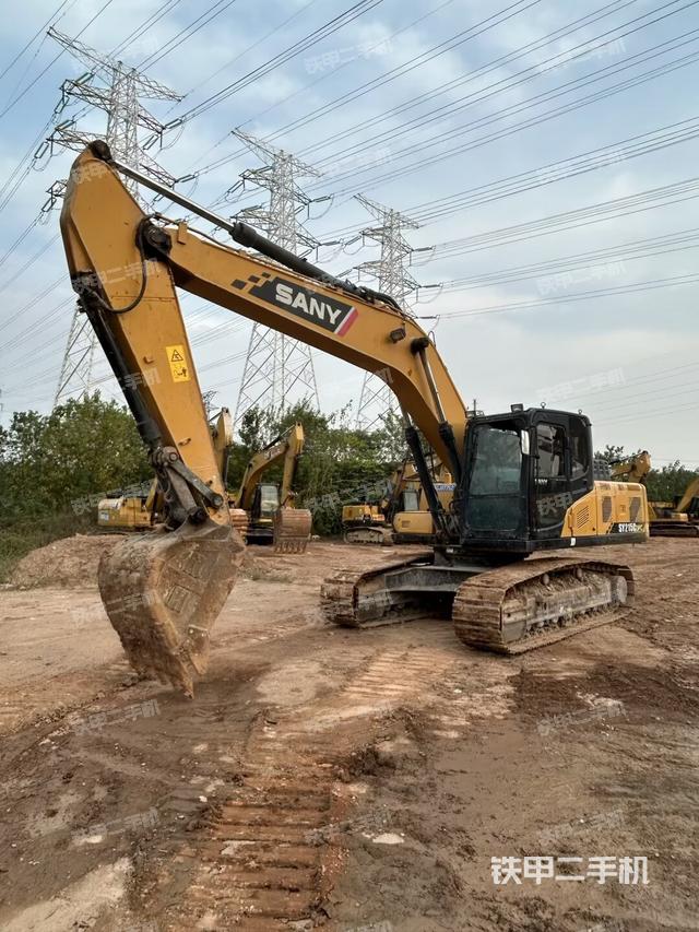 三一重工SY200C挖掘機(jī)