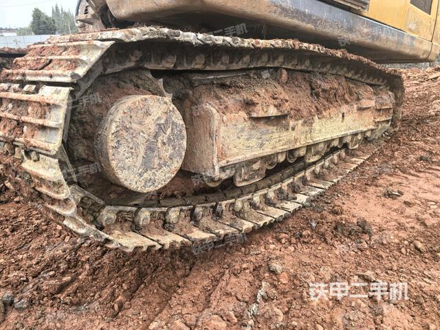 左側(cè)履帶整體?（行走機(jī)構(gòu)）