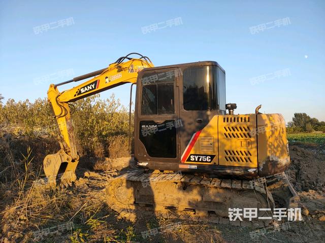 三一重工SY75C挖掘機(jī)
