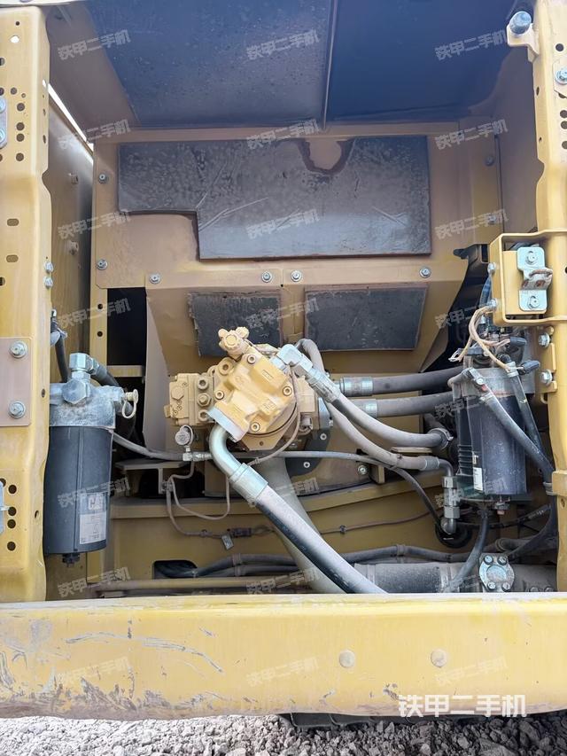 液壓泵室（大件艙室）