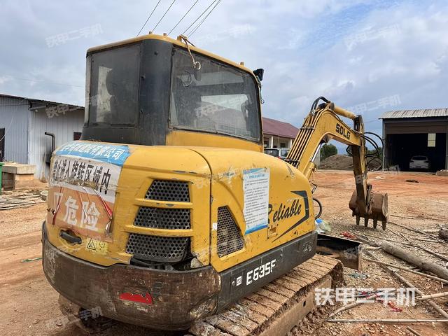 整机右后45°（整机外观）