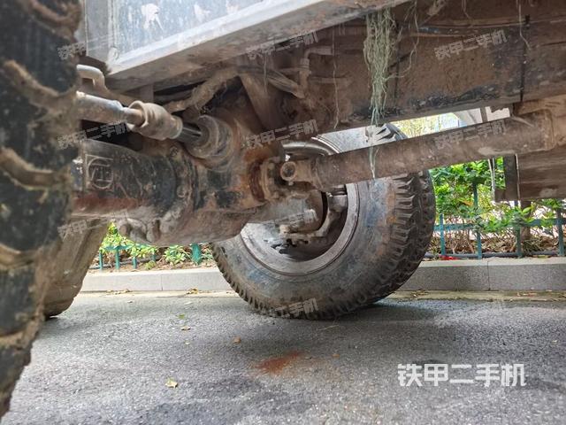 單側(cè)履帶整體（整機外觀）