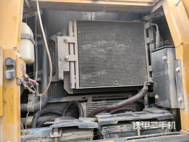 散熱器正面（大件艙室）