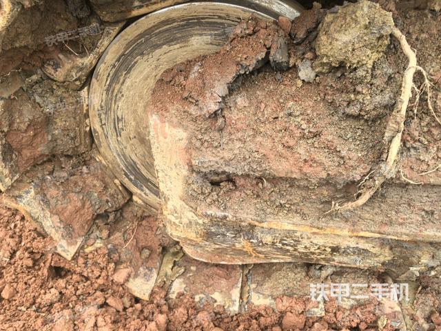 右導(dǎo)向輪（行走機(jī)構(gòu)）