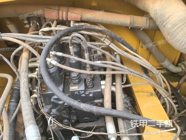 分配閥（上車部件）