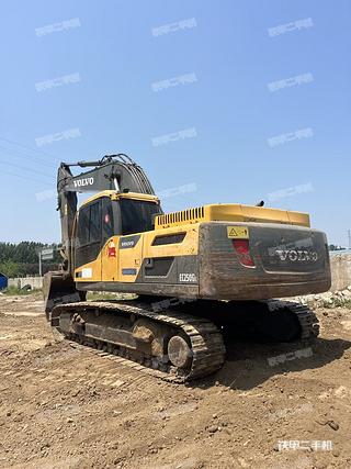 沃尔沃EC250DL挖掘机