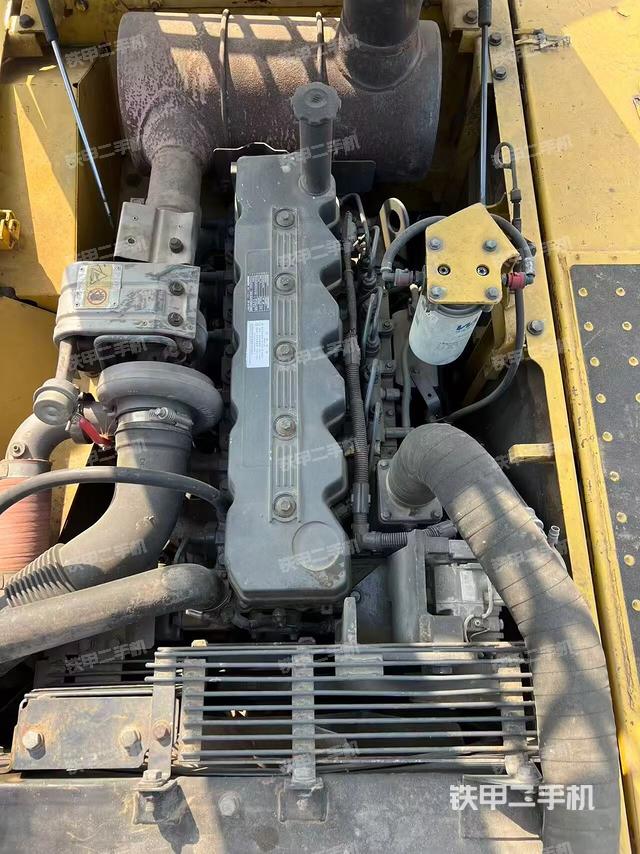 发动机整体俯视（整机外观）