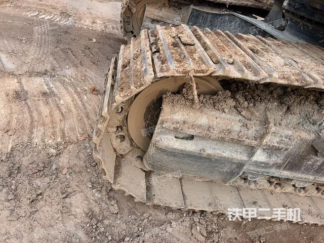 左驅(qū)動(dòng)輪（行走機(jī)構(gòu)）