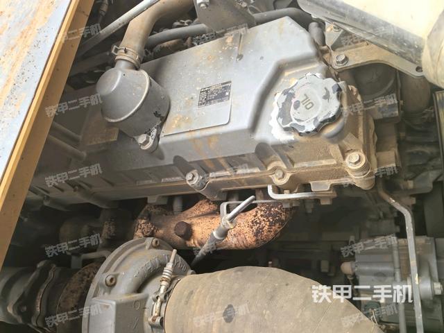 發(fā)動(dòng)機(jī)室（上車部件）