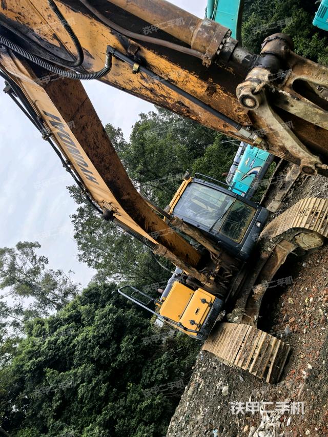 大臂整体 右侧（工作和回转装置）