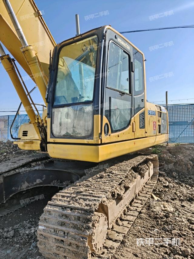 駕駛室整體（整機外觀）