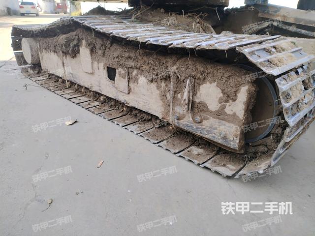 單側(cè)履帶整體（整機外觀）