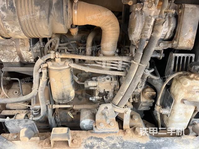 发动机整体俯视（整机外观）