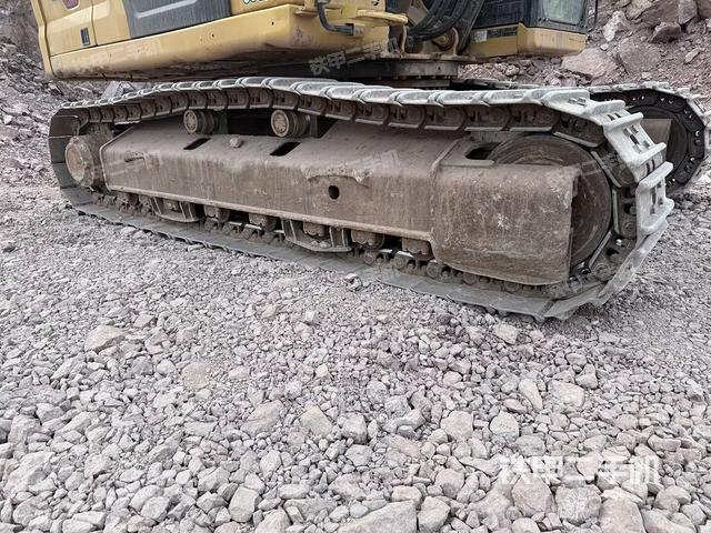 右驅(qū)動輪（行走機構）