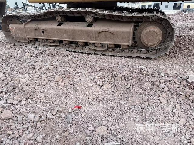 右側履帶整體（行走機構）