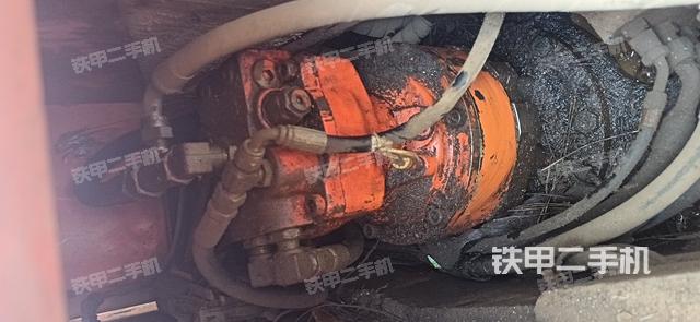 回轉(zhuǎn)馬達和主控閥（整機外觀）