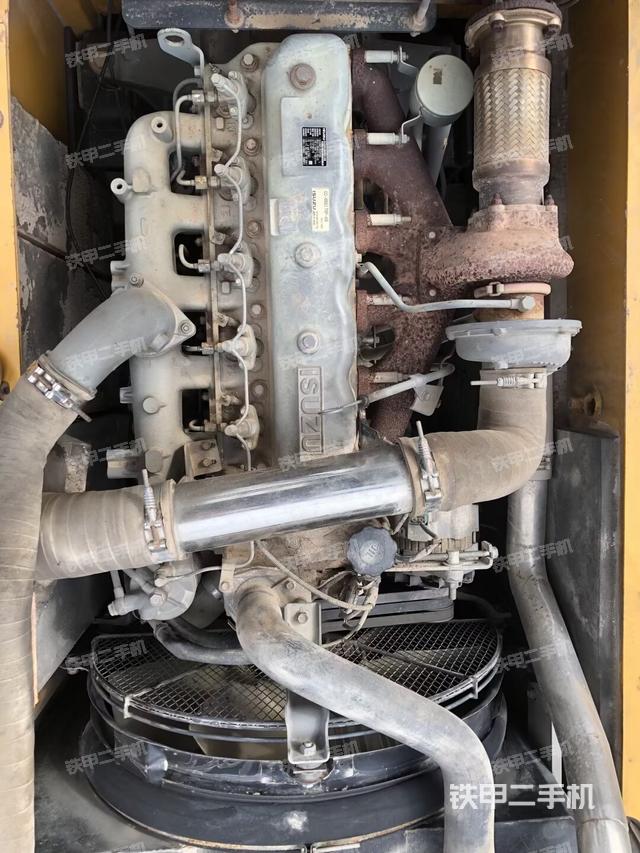 发动机整体俯视（整机外观）