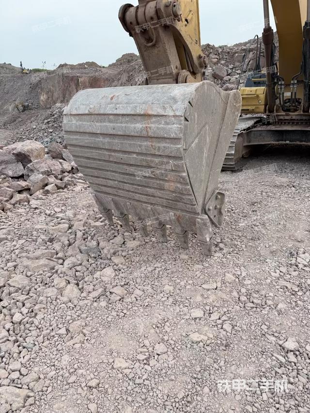 左側行走馬達蓋板（行走機構）