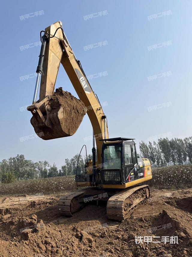 駕駛室整體（整機(jī)外觀）