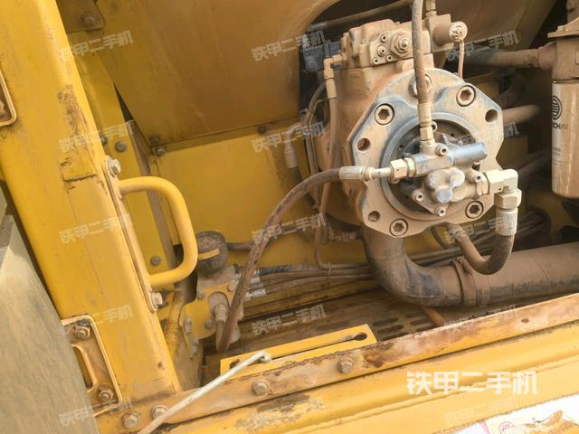 液壓泵斜45?左（大件艙室）