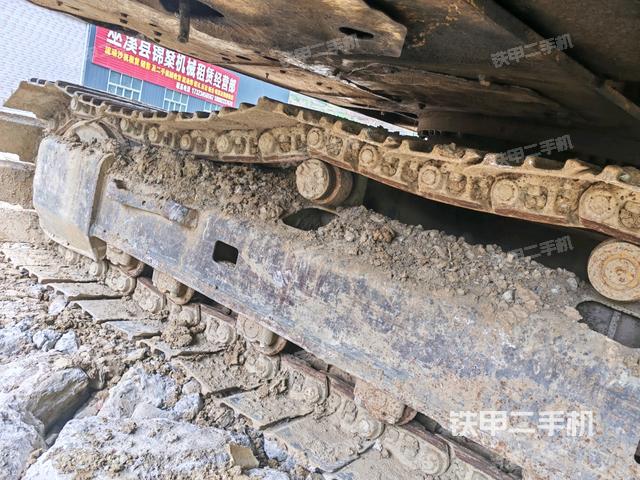 左導(dǎo)向輪（行走機(jī)構(gòu)）