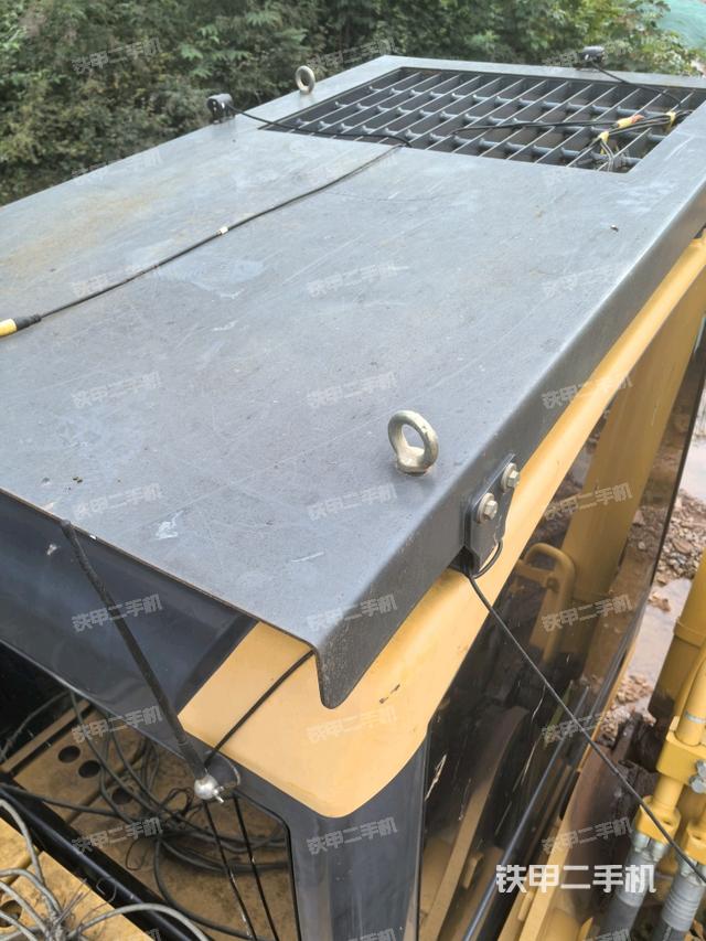 駕駛室頂部俯視（上車部件）