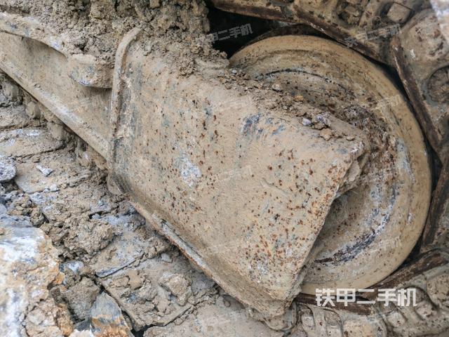 右導(dǎo)向輪（行走機(jī)構(gòu)）