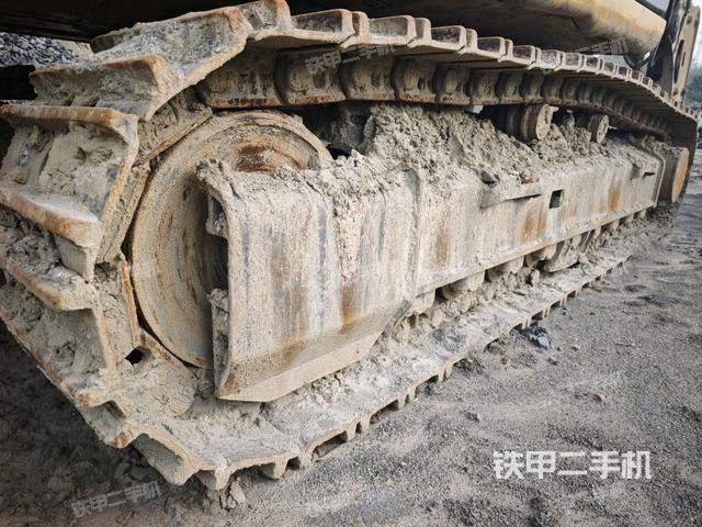 单侧履带整体（整机外观）