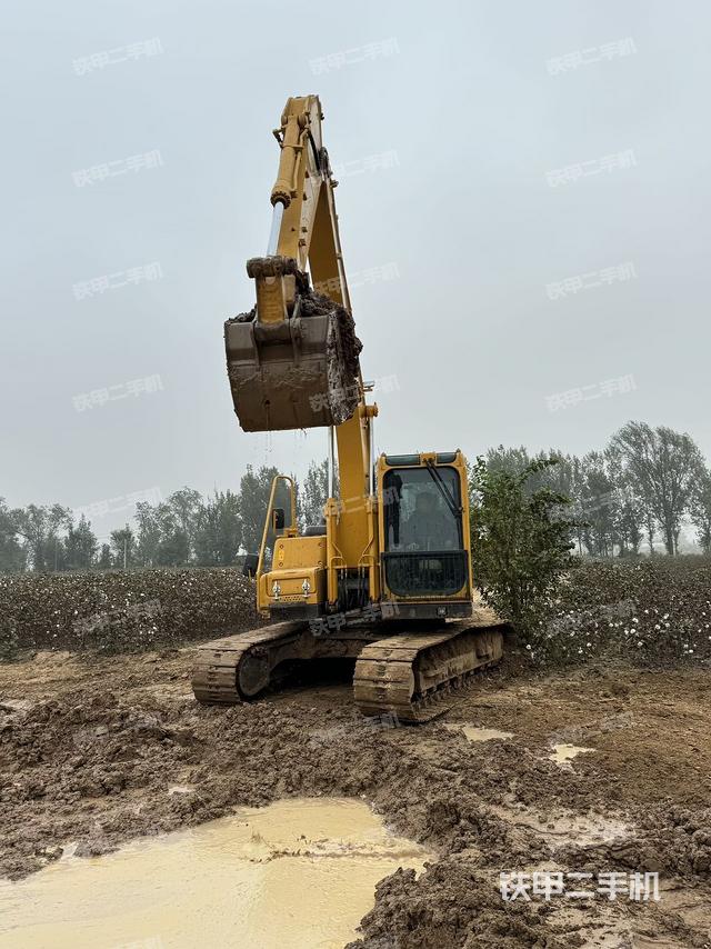 駕駛室整體（整機(jī)外觀）