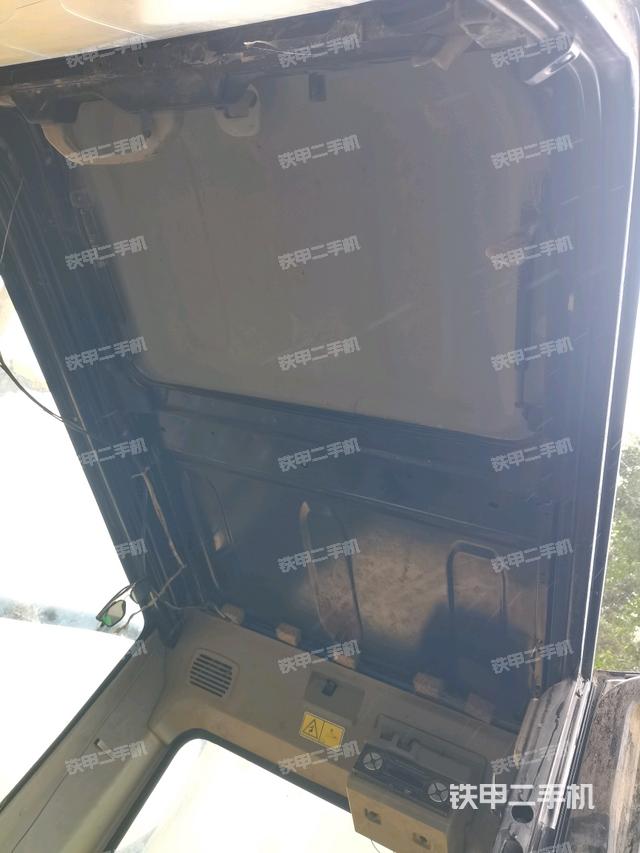 顶棚整体（驾驶室部分）