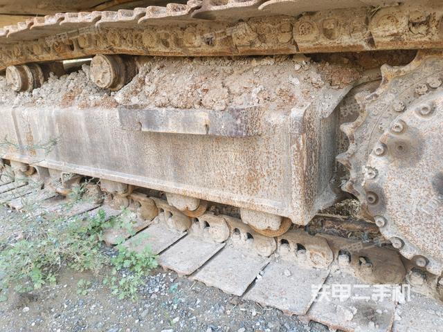 左驱动轮（行走机构）