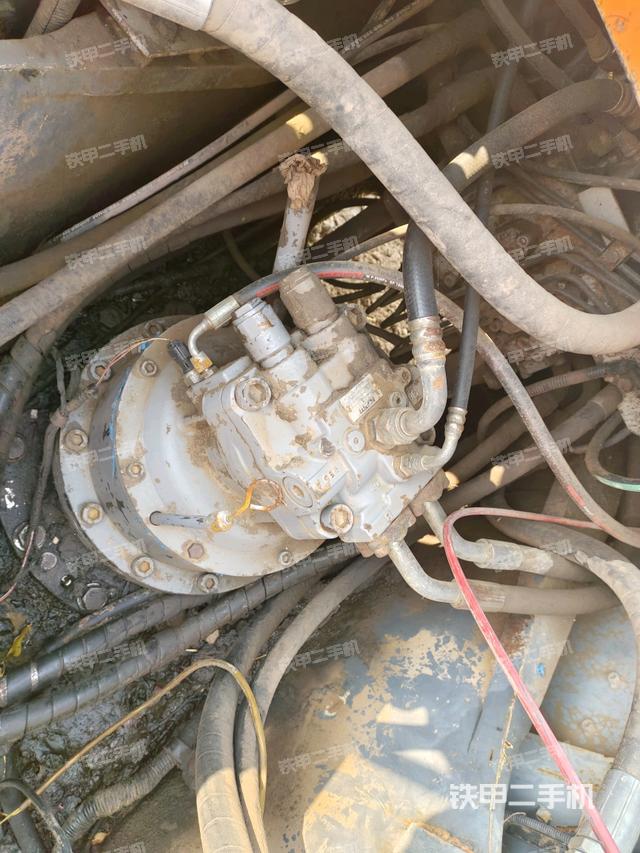 回轉(zhuǎn)馬達(dá)（上車(chē)部件）