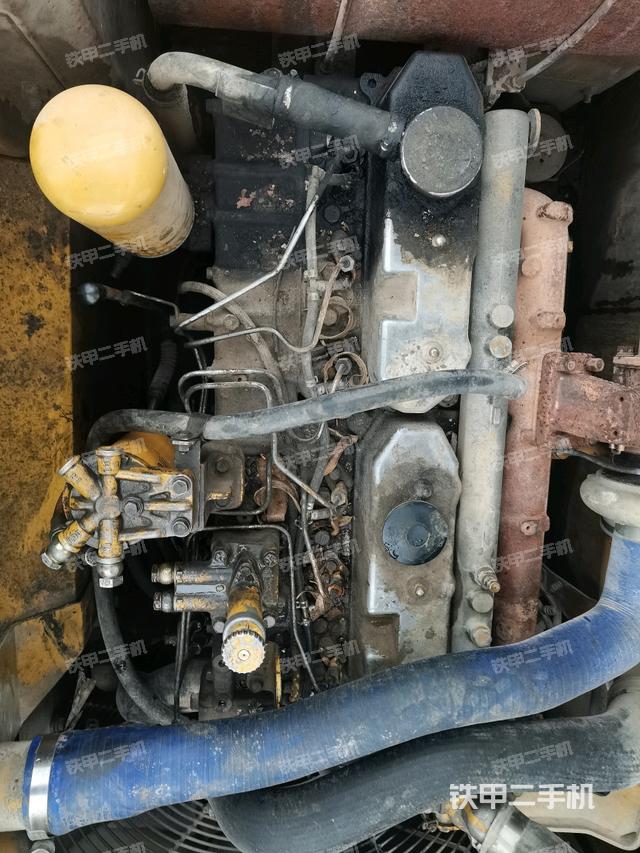 气门室盖螺丝特写（上车部件）