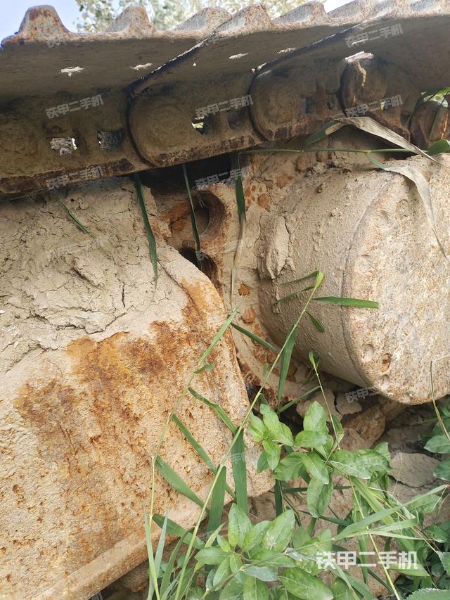 右侧行走马达盖板（行走机构）