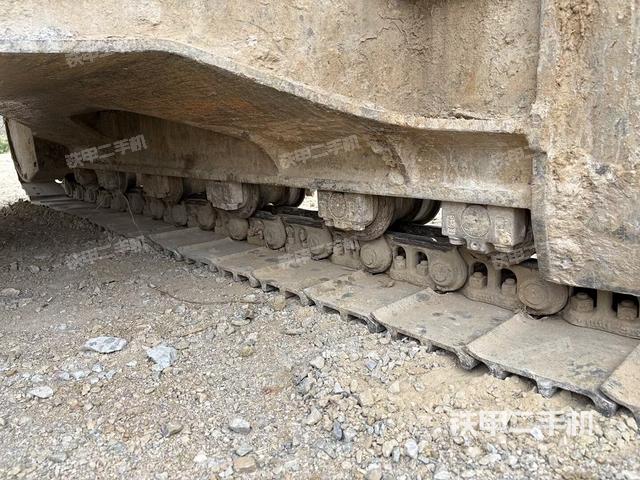 左導(dǎo)向輪（行走機(jī)構(gòu)）