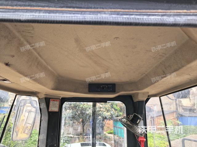 駕駛室頂部 外（駕駛室部分）