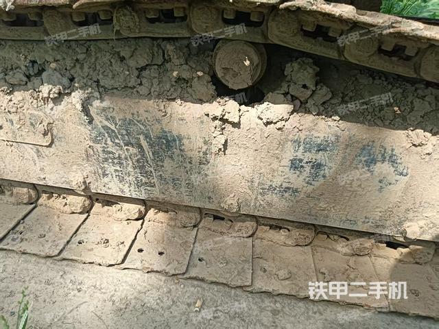 单侧履带整体（整机外观）