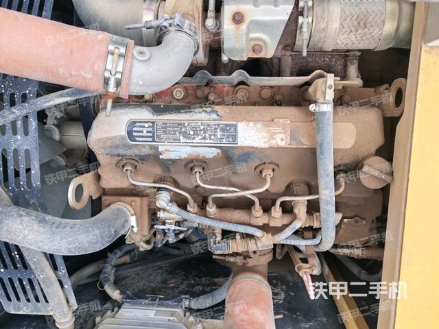 发动机室（上车部件）